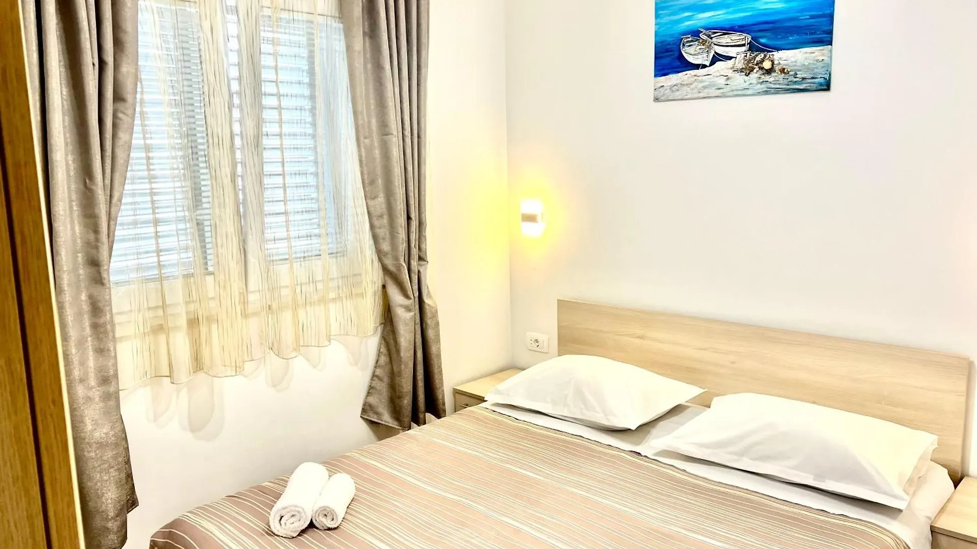 Apartments Nina Maslenica 0*,  Croatia